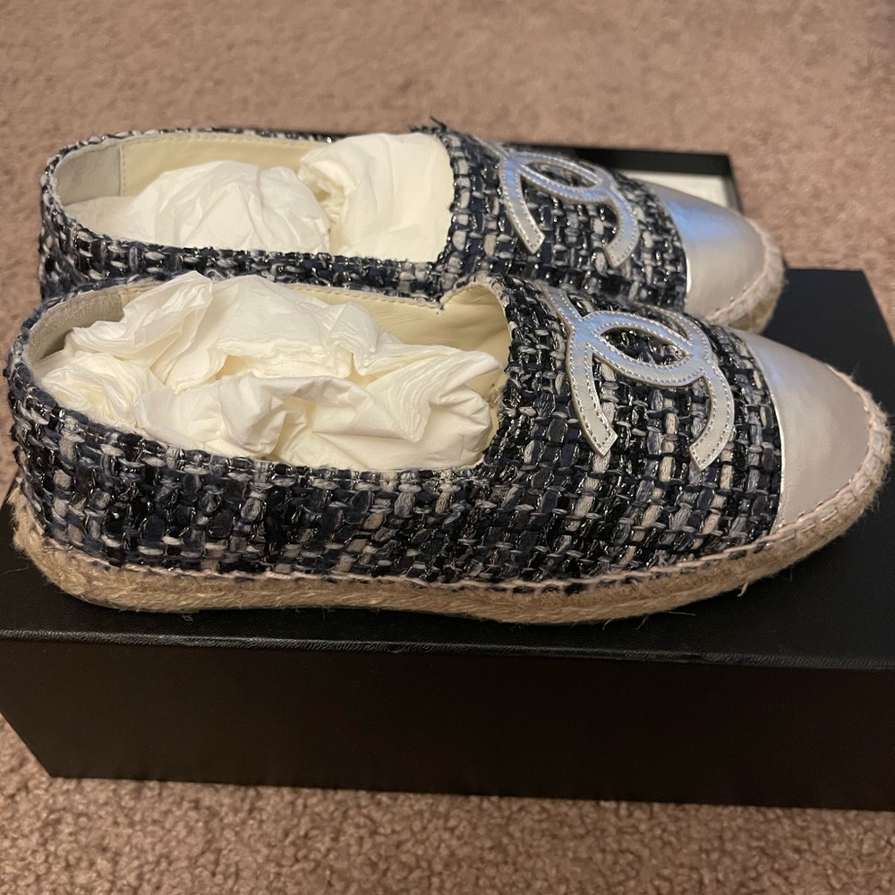 CHANEL Metallic Tweed Lambskin CC Espadrilles 36 Blue Black Silver